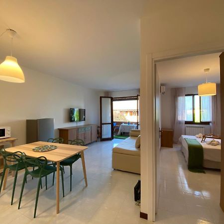 Casa Vittoria Lägenhet Sirmione Exteriör bild